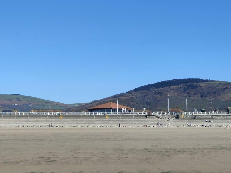 Shoreline Seaside Holiday Home Aberavon Beach Порт-Толбот Экстерьер фото