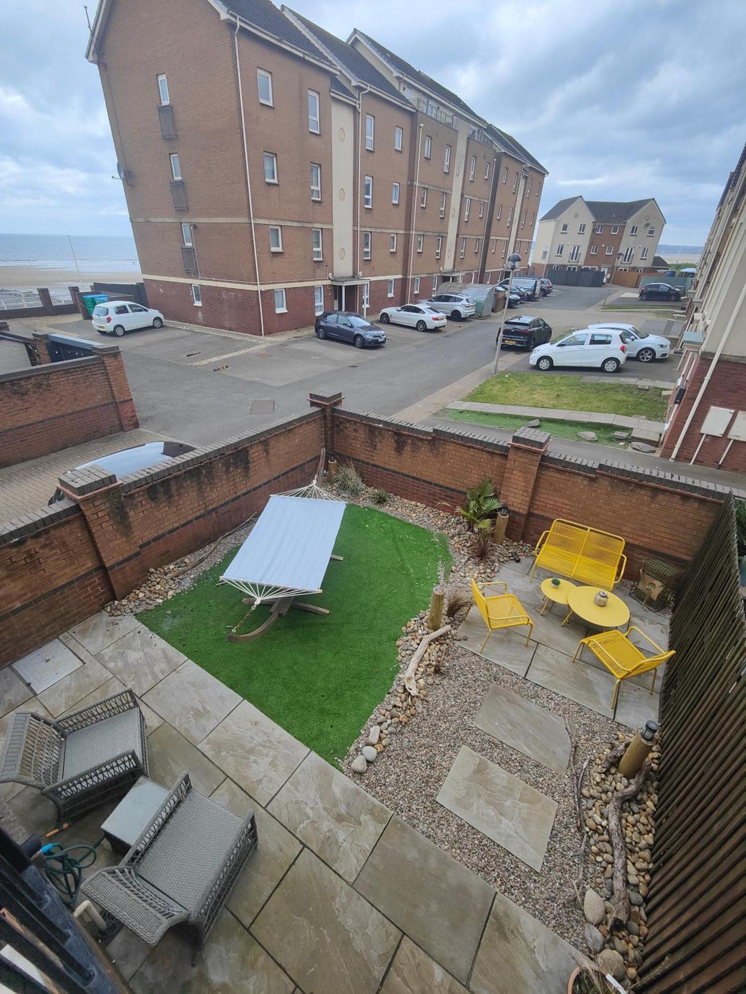 Shoreline Seaside Holiday Home Aberavon Beach Порт-Толбот Экстерьер фото